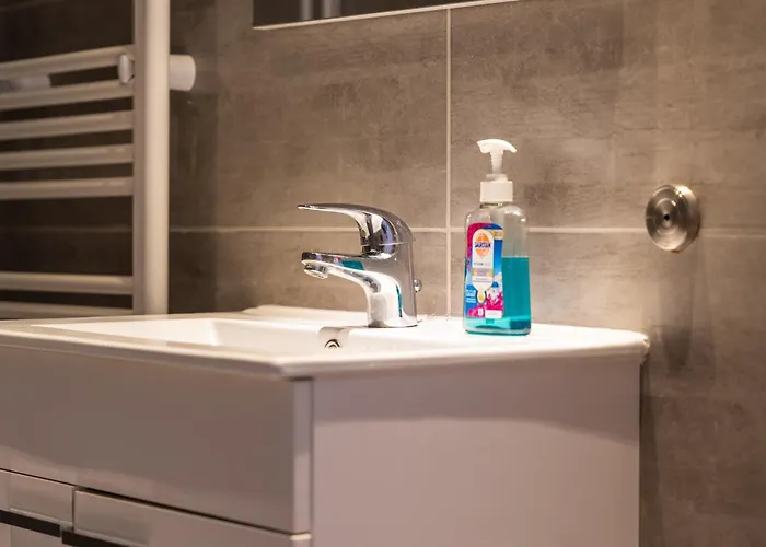 Apartment Business - Ottakring *