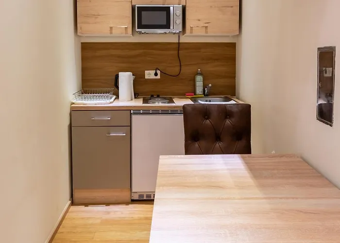 Business - Ottakring Apartment *