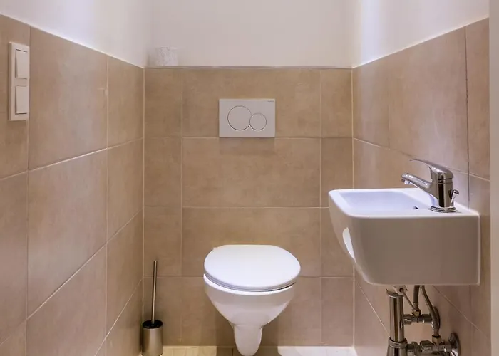Apartment Business - Ottakring *
